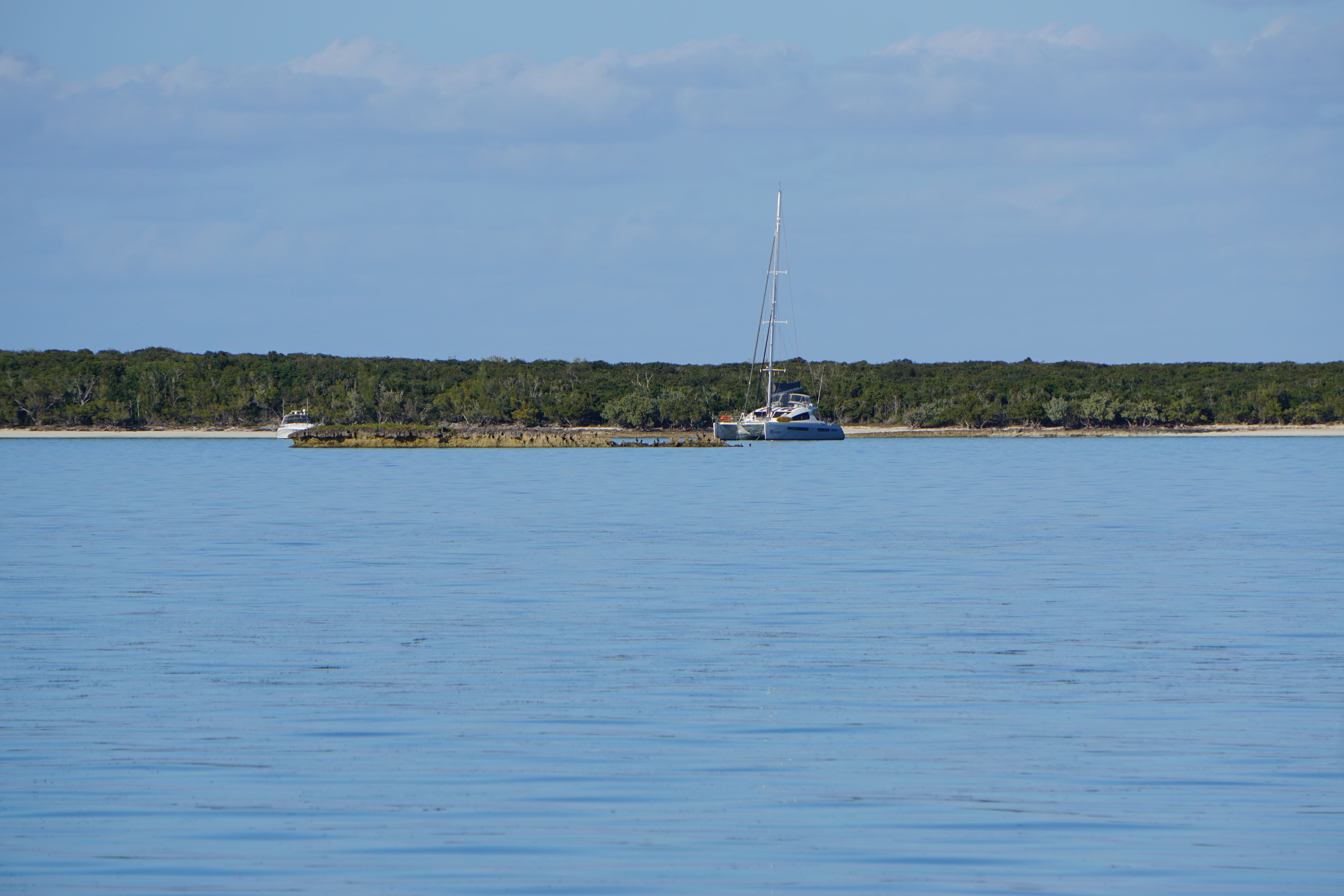 Boat at anchor in Pensacola Cay